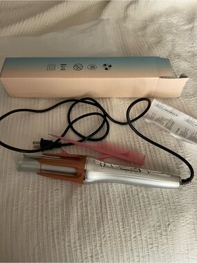 Silver and Copper 3-Barrel Hair Waver with Pink Comb